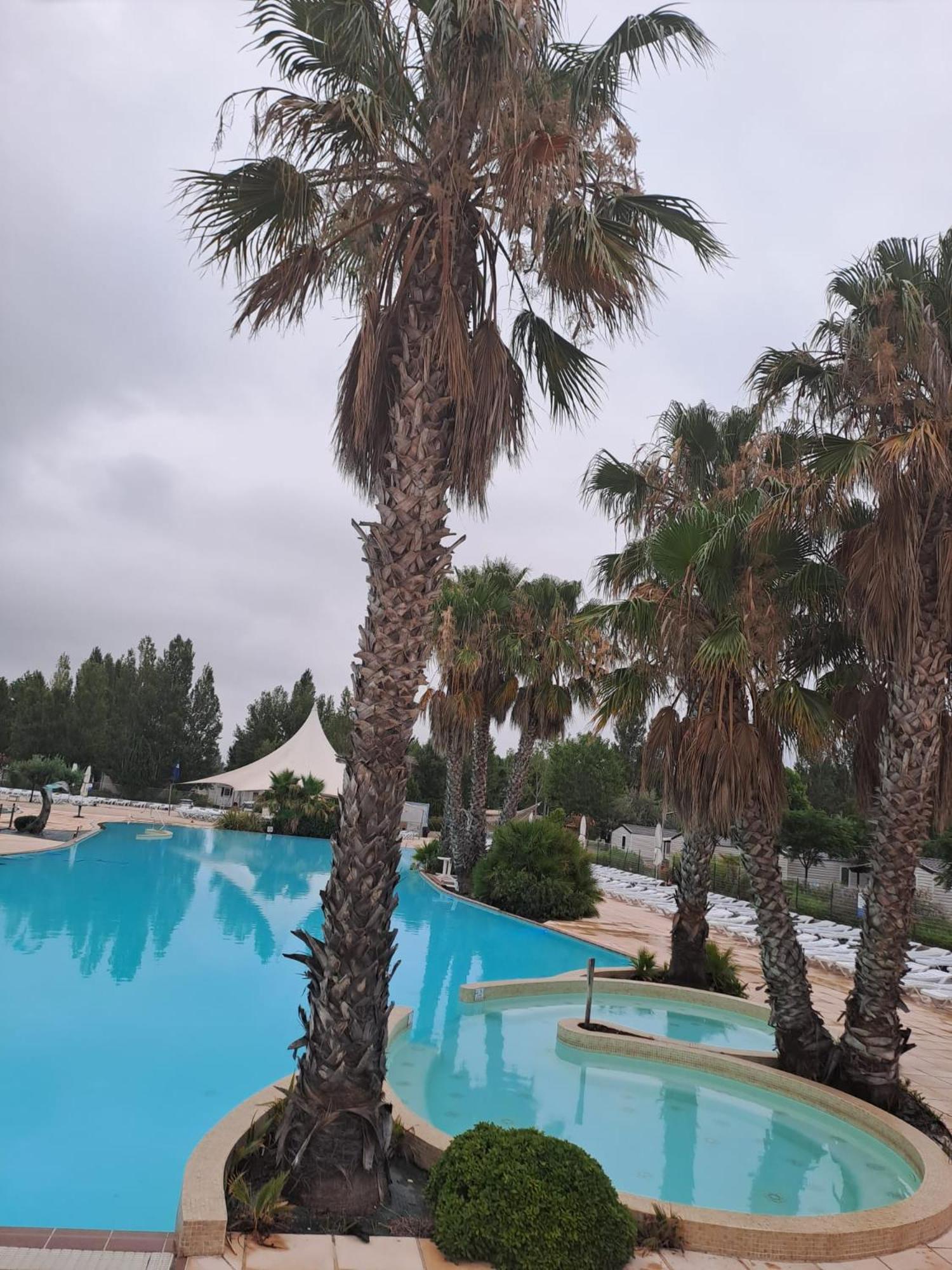 Camping Carabasse Vias Plage. エクステリア 写真